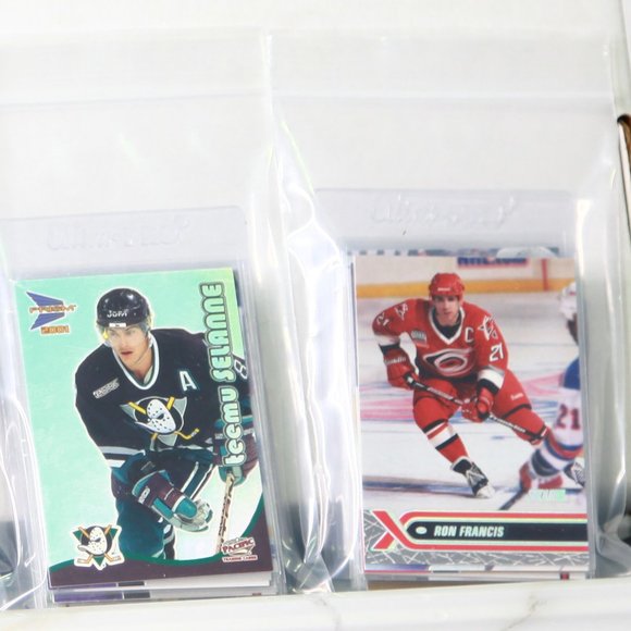 4 NHL Superstar Surprise Packs - Crosby, McDavid, Matthews, Ovechkin - 60+ Cards - Picture 1 of 3